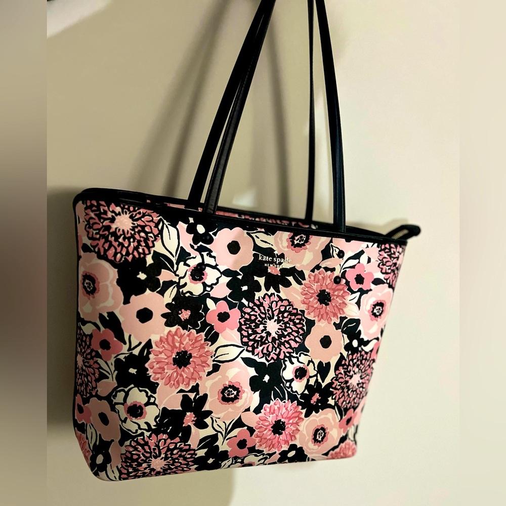 Kate Spade Dahlia Floral Tote bag in excellent condition (like new) - Picture 4 of 9